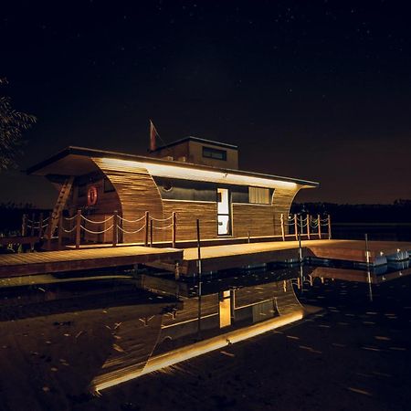 Hotel Houseboat Slesin Exterior foto